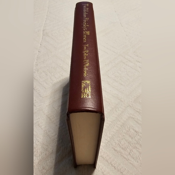 The Velveteen Principles for Women by Toni Raiten-D’Antonio Book EUC - Picture 8 of 12